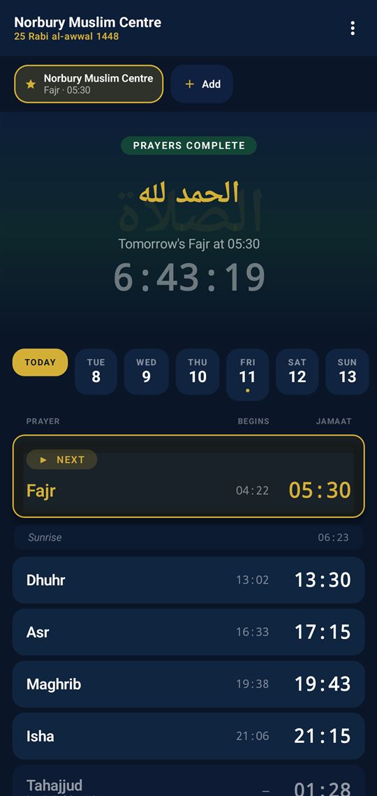 Main prayer-times screen: mosque chip, countdown, week selector and the prayer table